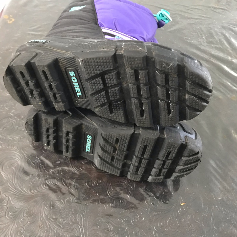 Sorel Youth Cub Snow Boot Purple Arrow/Shark - Picture 4 of 8
